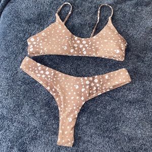 Women’s NWOT Unknown Brand 2piece Bikini!